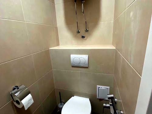 квартира за адресою Дніпровська набережна вул., 17-К