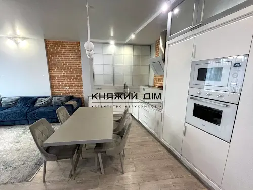 квартира за адресою Буслівська вул., 12
