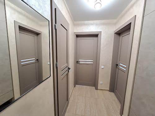 квартира за адресою Степана Бандери просп., 83-А