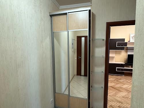квартира за адресою Святотроїцька вул., 23