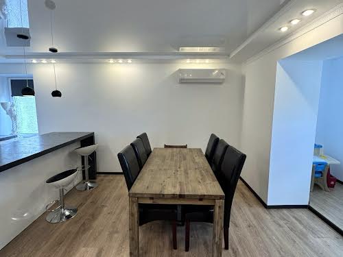 квартира за адресою проспект Миру, 21