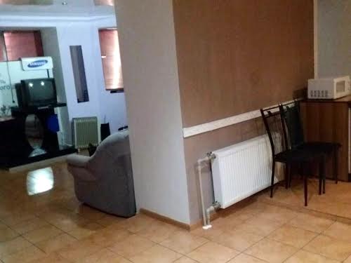 квартира за адресою Зарічанська вул., 6