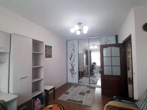 квартира за адресою Бориса Гмирі вул., 12-Б