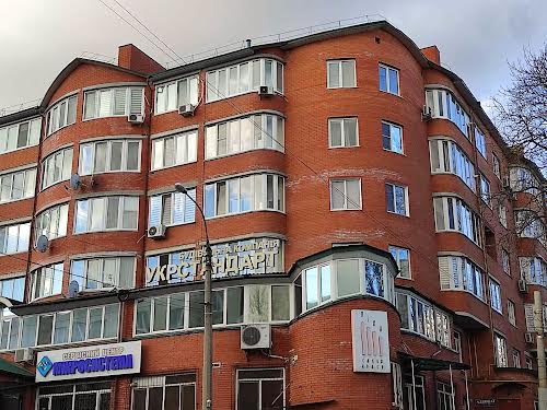 квартира за адресою Героїв Майдану вул. (Театральна), 48
