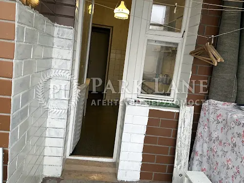 квартира за адресою Старонаводницька вул., 6