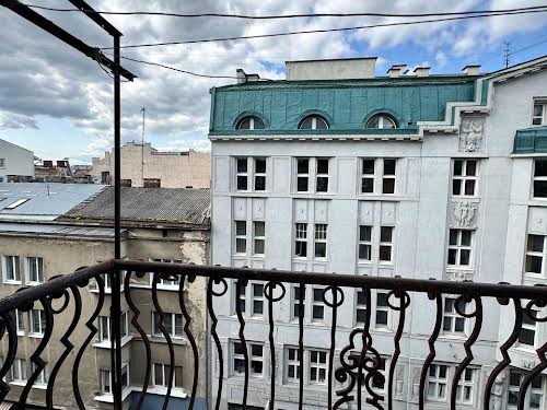 квартира по адресу академика Гнатюка ул. (Горького), 3