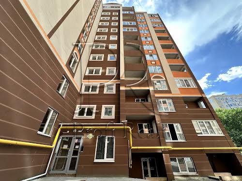 квартира за адресою Соборна вул., 105В