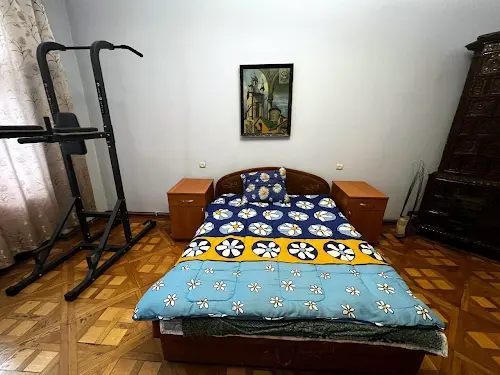 квартира за адресою Патріарха Димитрія Яреми вул. (Антона Чехова), 12