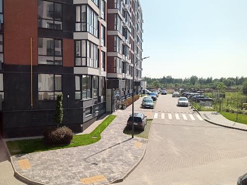 квартира по адресу Героев Майдана ул., 2