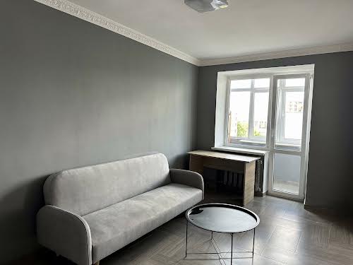 квартира за адресою Садова вул., 23
