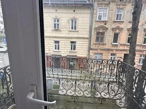 квартира по адресу Львов, Крупярская ул., 7