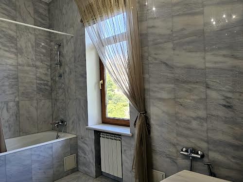 квартира за адресою Михайла Бойчука вул. (Кіквідзе), 3