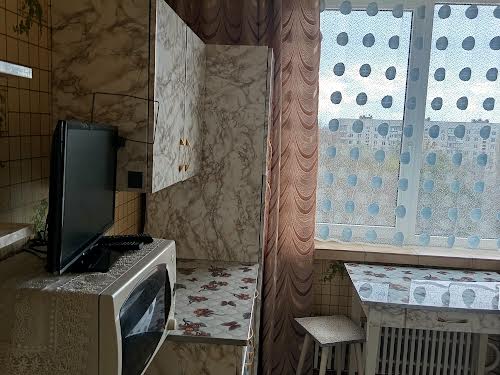 квартира по адресу Гвардейцев-Широнинцев ул., 79