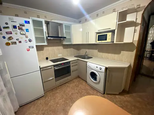 квартира за адресою Зої Гайдай вул., 7а