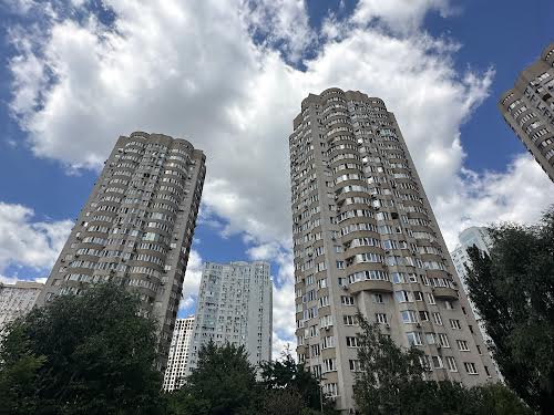 квартира по адресу Киев, Урловская ул., 21а