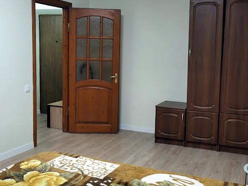 квартира за адресою Мідна вул., 10