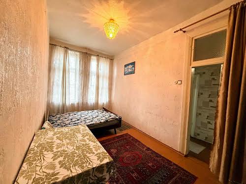 квартира за адресою Семафорна вул., 3