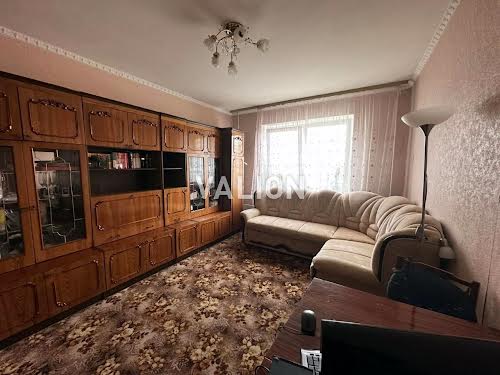 квартира за адресою Вишняківська вул., 8