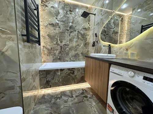 квартира за адресою Краснова вул., 3