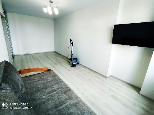 квартира за адресою Гранітна вул., 1