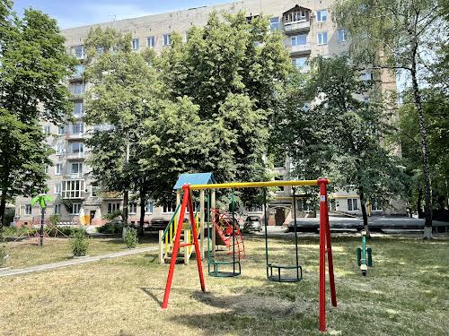 квартира за адресою Лабораторна вул., 46