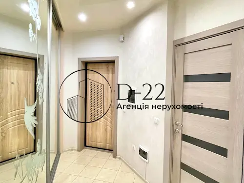 квартира по адресу Ревуцкого ул., 7-В