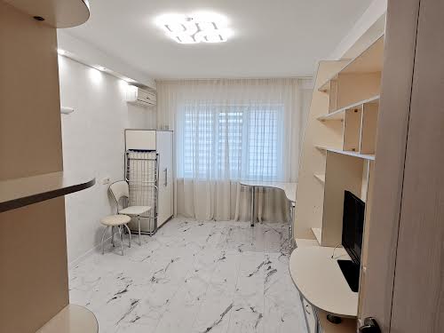 квартира за адресою Дніпровська набережна вул., 7-А