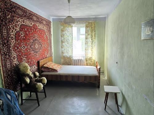 квартира по адресу Строителей ул., 14б