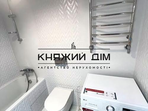 квартира за адресою Практична вул., 4