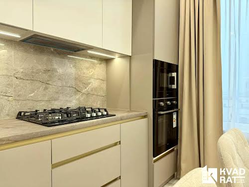 квартира за адресою Івано-Франківськ, Степана Бандери вул., 40