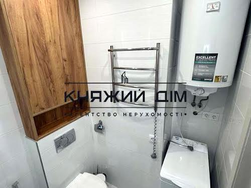 квартира за адресою Ревуцького вул., 40-Б