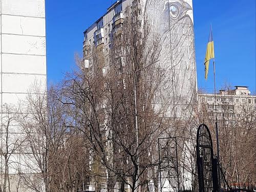 квартира за адресою Академіка Булаховського вул., 40