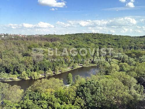 квартира по адресу Киев, Голосеевский просп. (40-летия Октября), 76