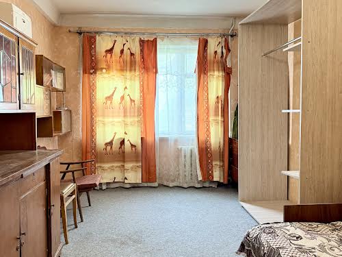 квартира за адресою Олександра Довженка вул., 8