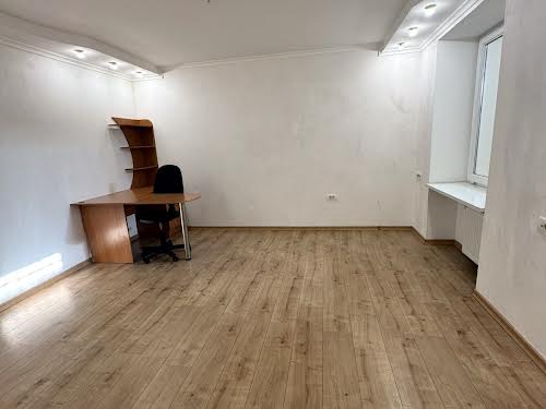 квартира за адресою Олексія Вадатурського вул., 5