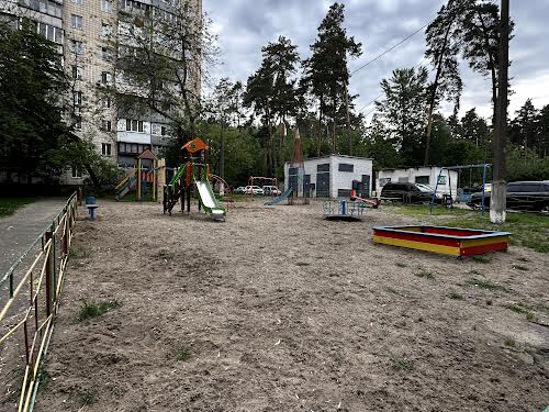квартира по адресу Днепроводская ул., 3