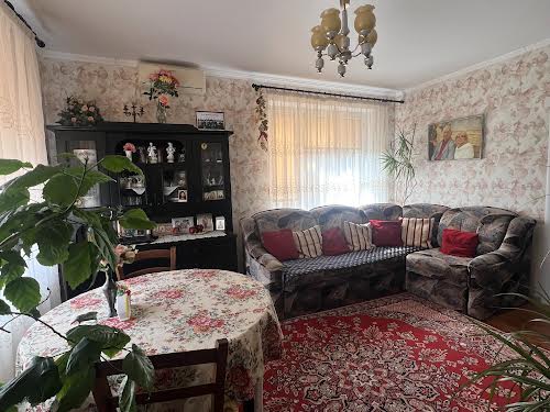 будинок за адресою Ай-Петрінська вул.