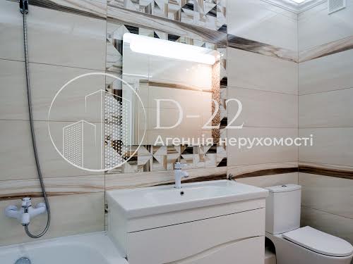 квартира по адресу Ревуцкого ул., 40-Г