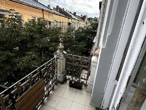 квартира за адресою Мирона Тарнавського вул. (Кутузова), 38