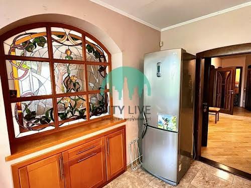 квартира по адресу Карпатської Січі ул., 8