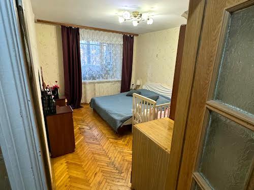 квартира за адресою Валерія Лобановського просп. (Червонозоряний), 18