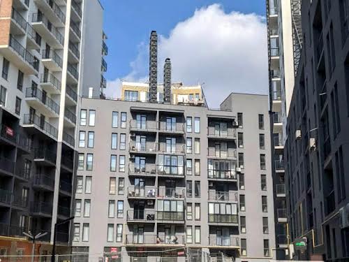 квартира за адресою Залізнична вул., 7