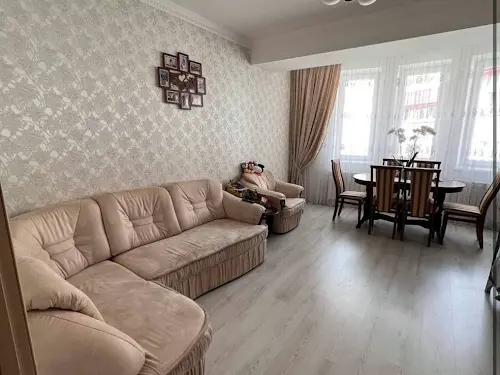 квартира за адресою Джона Ленона вул., 35