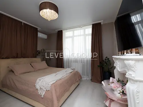 квартира за адресою Воскресенська вул., 16б