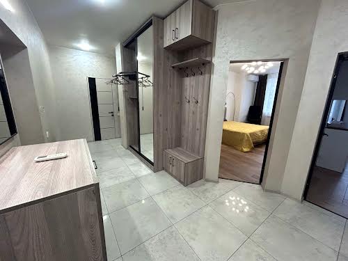 квартира по адресу Івана Карпинця вул., 9а