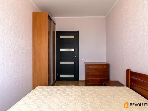 квартира за адресою Михайла Матюшенка вул., 16