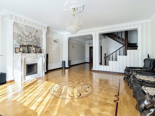 квартира за адресою Харківська вул., 18