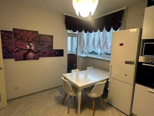 квартира за адресою Драгоманова вул., 2