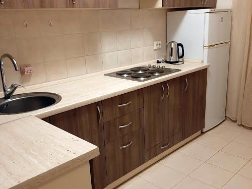 квартира за адресою Богатирська вул., 6а