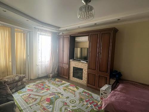 квартира по адресу Радужный массив ул., 17